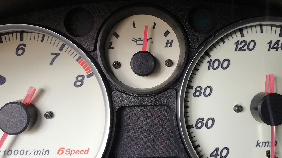 Oil pressure deals low causes