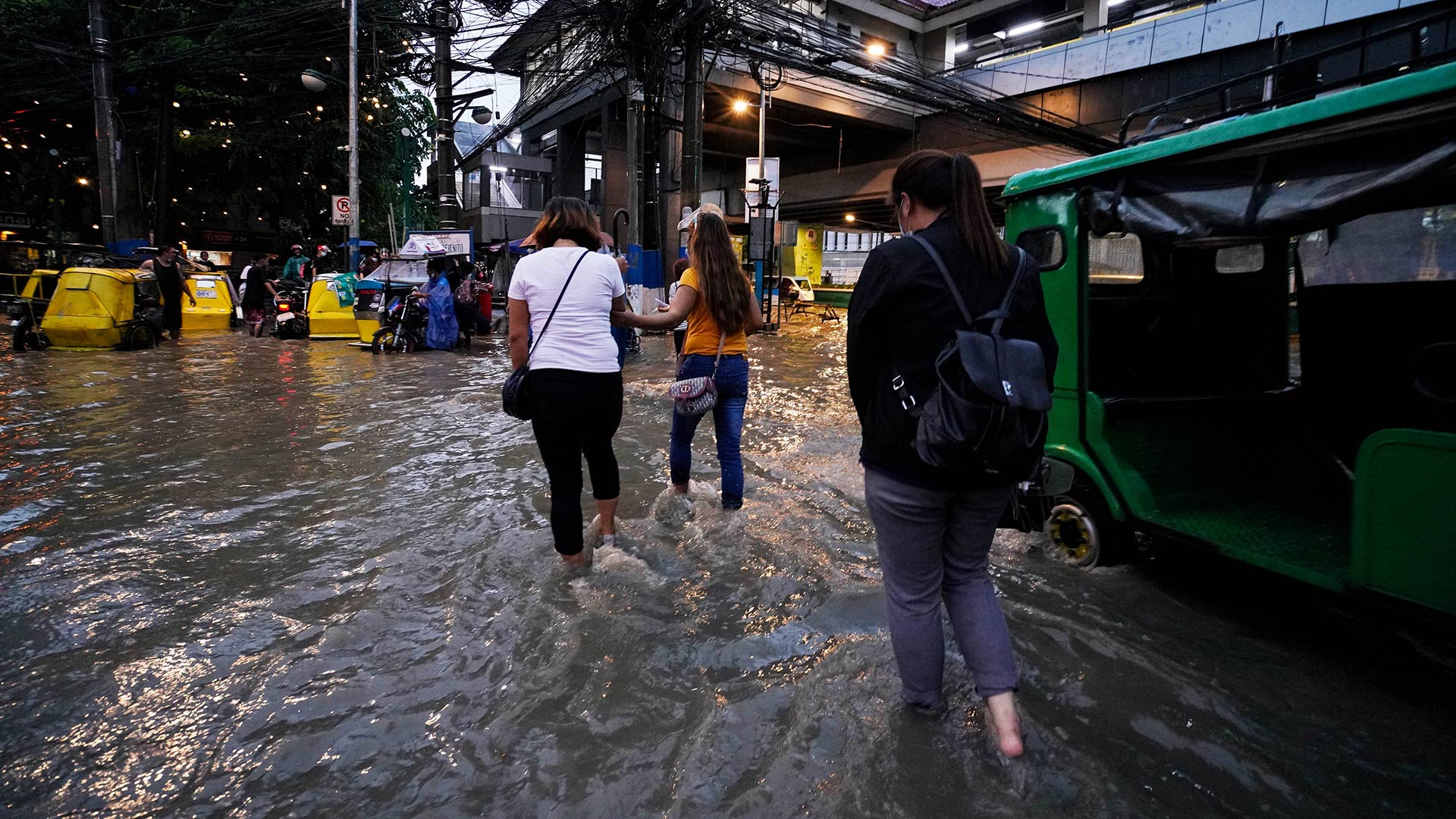 Flood Prone Areas In Metro Manila A Guide For Motorists