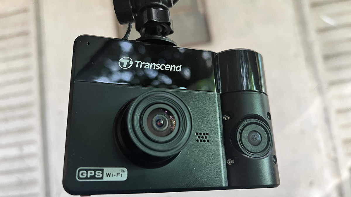 Transcend DrivePro 550 Dual Lens Dashcam w/ FREE 64GB