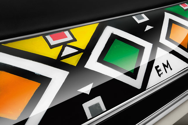 BMW 7-Series art car by Esther Mahlangu