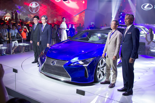 Lexus cars at PIMS 2016