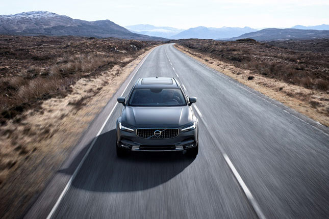 Volvo V90 Cross Country