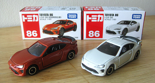 Refreshed Toyota 86 Tomica scale model