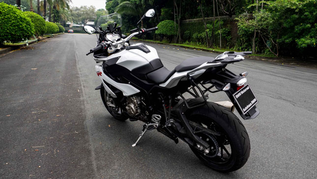BMW S1000 XR review