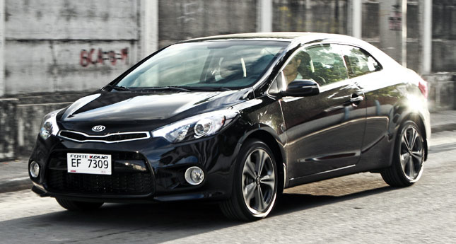 Kia Forte Koup EX AT