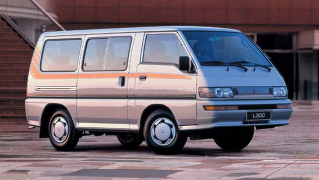 Image of a Mitsubishi L300