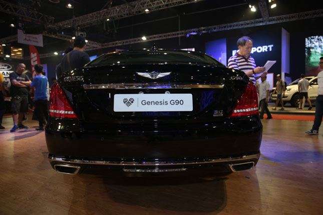 Genesis G90