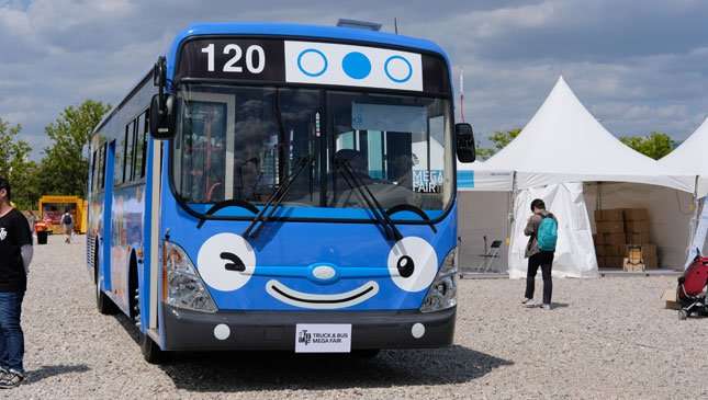 Hyundai buses and trucks