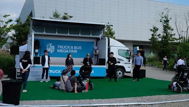 Hyundai buses and trucks