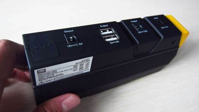 Power bank for jumpstarting cars