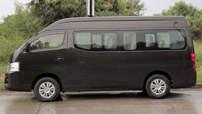 Nissan urvan best sale premium 2018 price