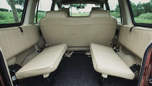 Isuzu Crosswind, Mitsubishi Adventure