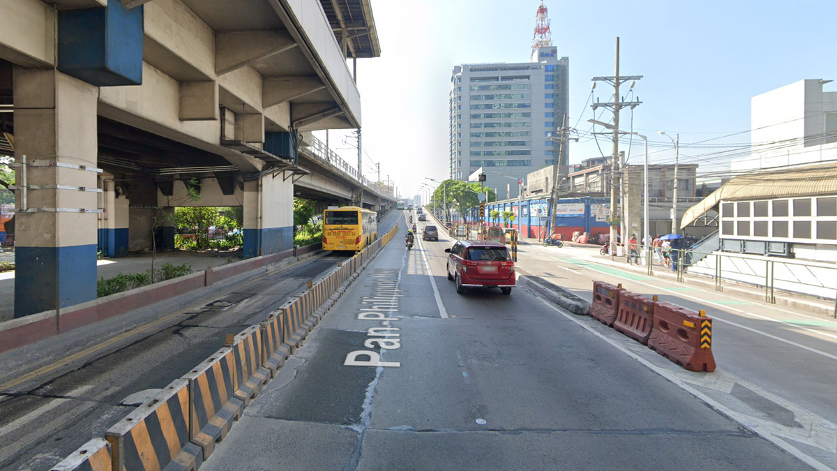 Ohoto of the EDSA-Timog flyover southbound