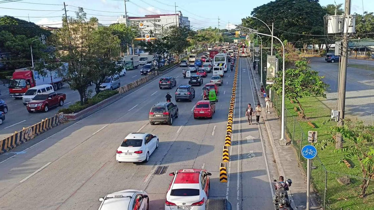 Quezon City protected bike lanes