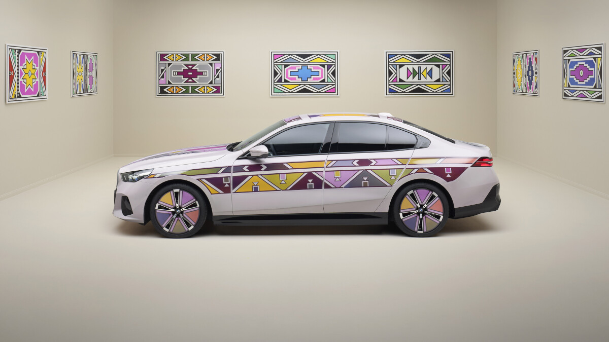 Bmw I5 Flow Nostokana Art Car Uses Color Changing Tech