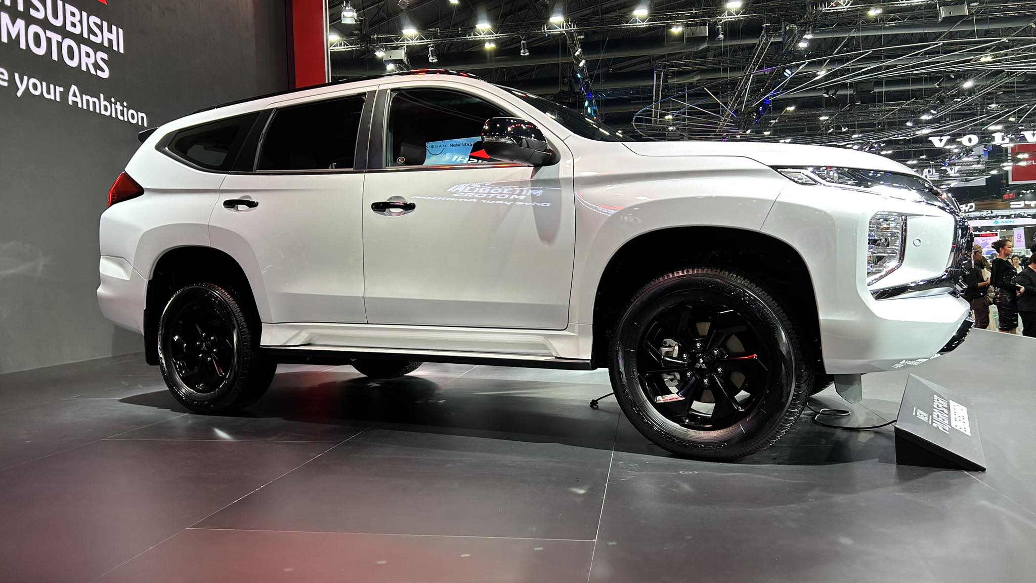 Mitsubishi Montero Sport 2024 BIMS, Facelift, Specs, Photos