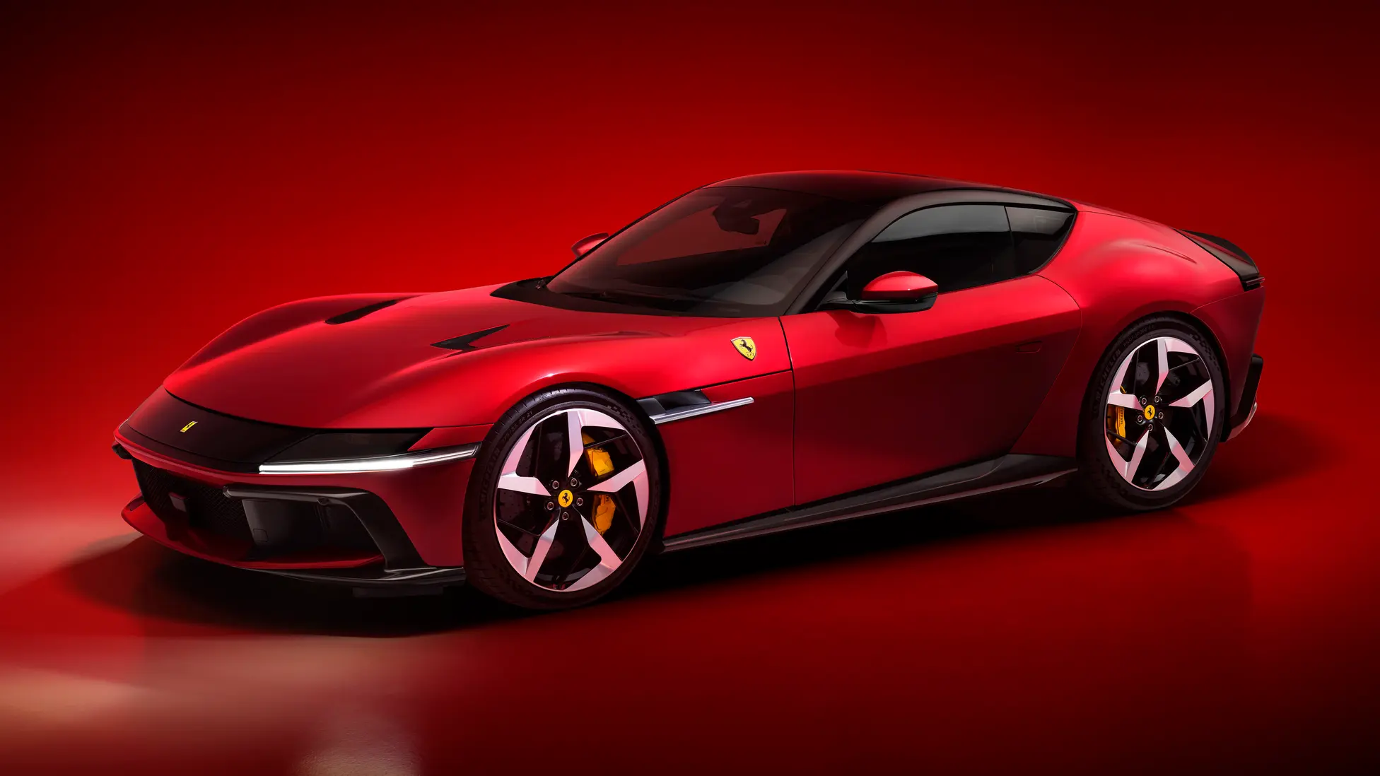 Ferrari 12 Cilindri unveiled Specs, Prices, Features, V12