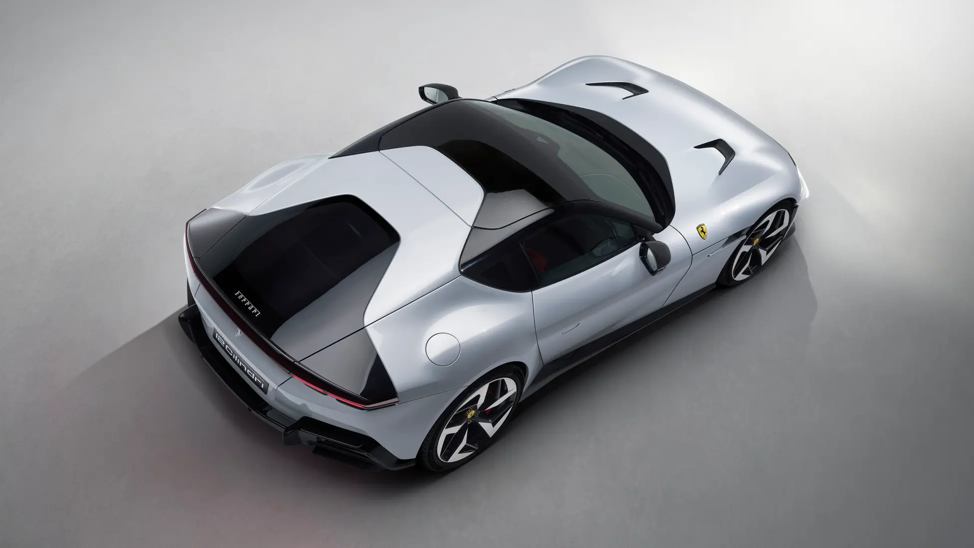 Ferrari 12 Cilindri Unveiled: Specs, Prices, Features, V12