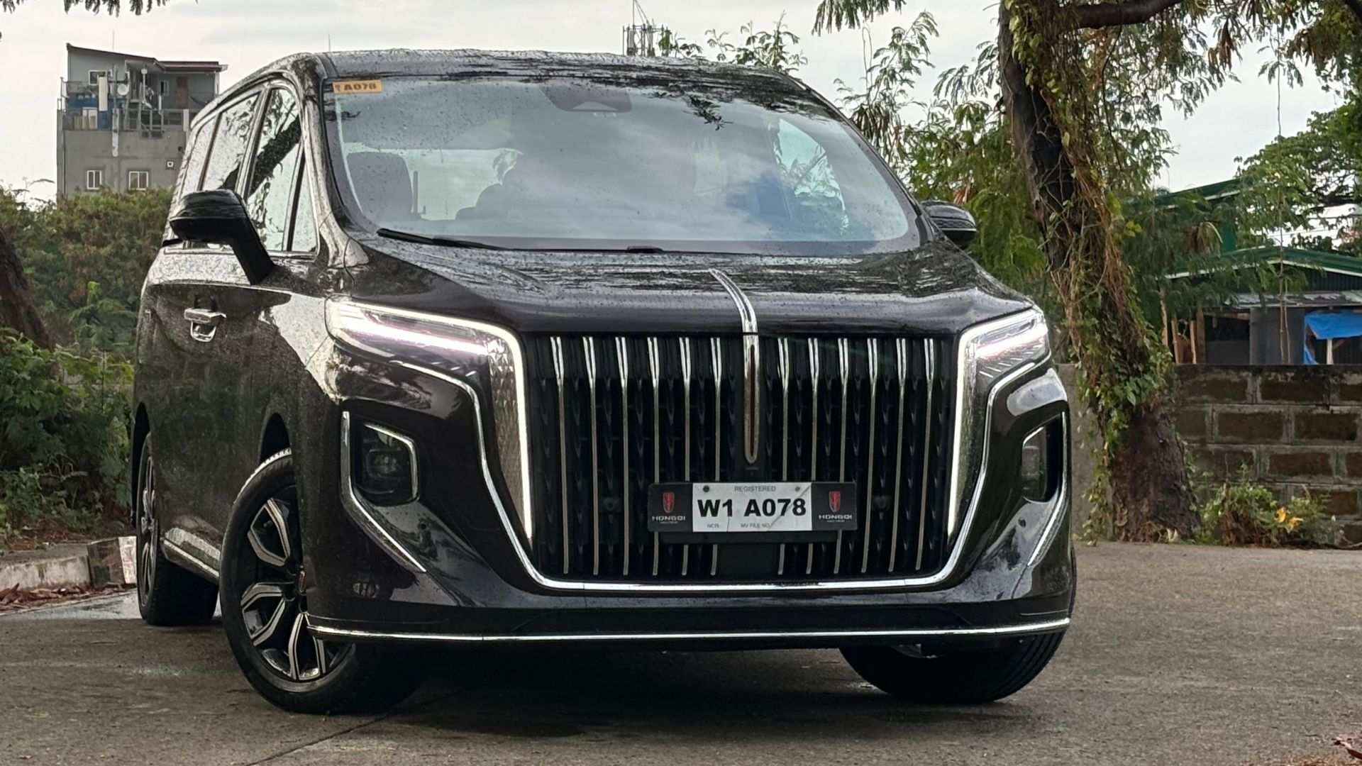 2024 Hongqi HQ9