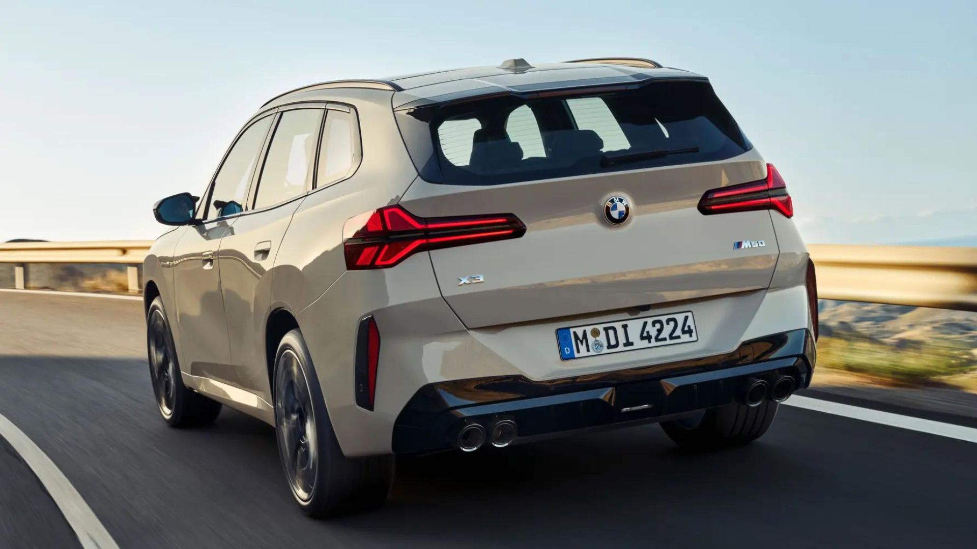 2025 BMW X3 shows its XMinspired body