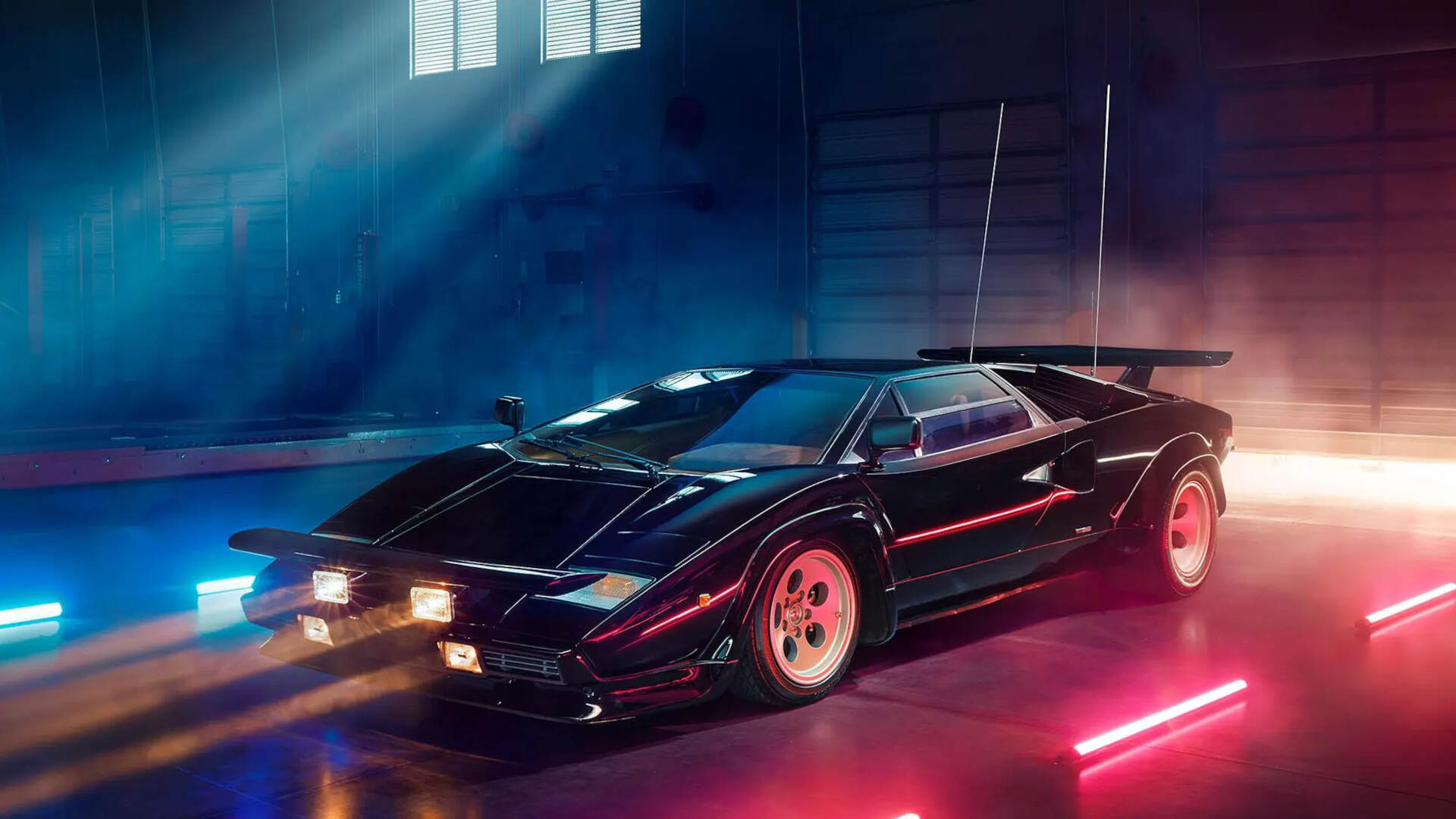 Look at the Lamborghini Countach from ‘The Cannonball Run’