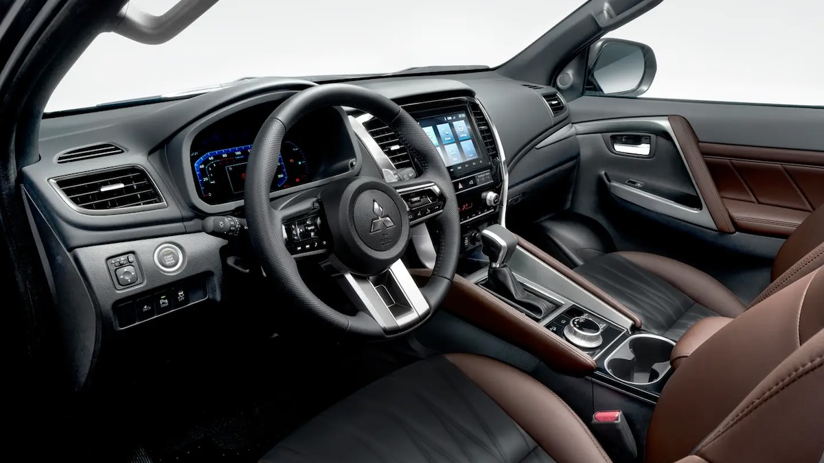 interior ng Mitsubishi Montero Sport 2024