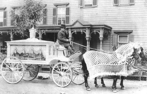 TopGear.com.ph Car Features - Outrageous Hearses (Photo from Sweasel.com)