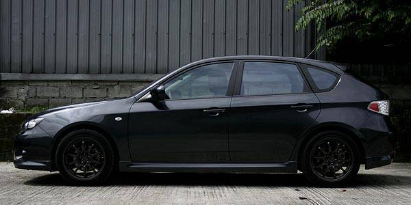 Subaru Impreza 2.0 hatchback