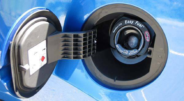 TopGear.com.ph Philippine Car News - Capless Fuel System