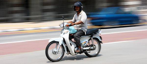 TopGear.com.ph Philippine Car News - MMDA wants law requiring motorcyclists to wear proper safety gears