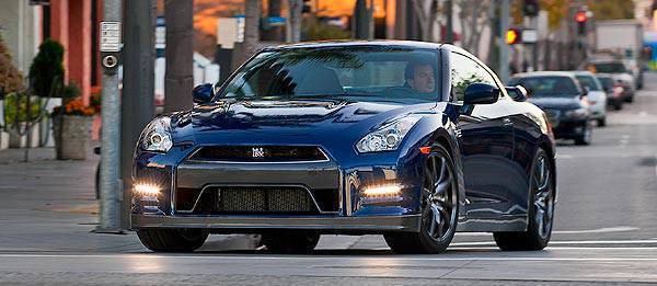 Nissan brings back launch control on 2011 GT-Rs TopGear.com.ph Philippine Car News - Nissan brings back launch control on 2011 GT-Rs