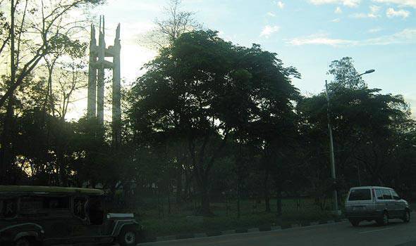Quezon City Memorial Circle (Photo from Wikimedia Commons)