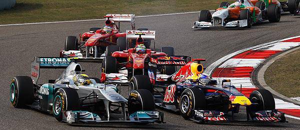 TopGear.com.ph Philippine Car News - 2011 Formula 1: Hamilton overtakes Vettel to win Chinese GP