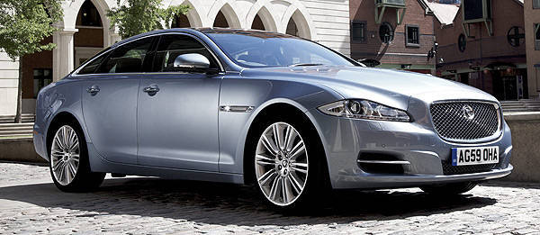 TopGear.com.ph Philippine Car News - Jaguar XJ wins "Most Surprisingly Economical" car award