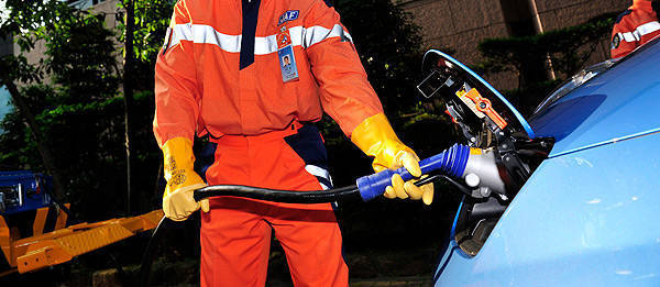 TopGear.com.ph Philippine Car News - MIT develops semi-solid batteries for electric vehicles