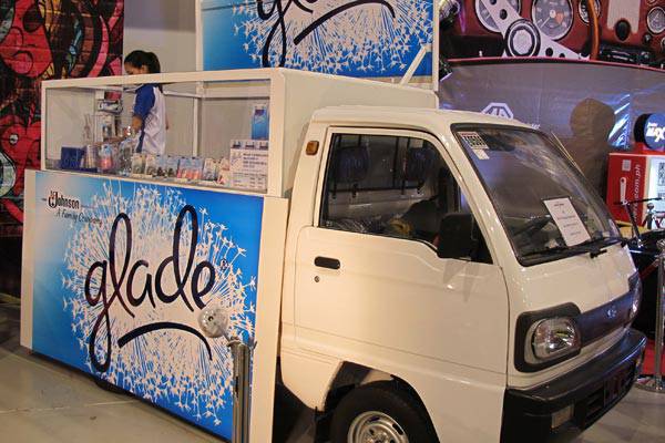 Atoy Customs mobile kiosk