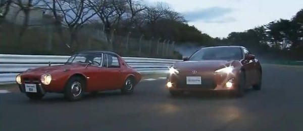 Toyota 86 spends time on track with its progenitor TopGear.com.ph Philippine Car News - Toyota 86 spends time on track with its progenitor