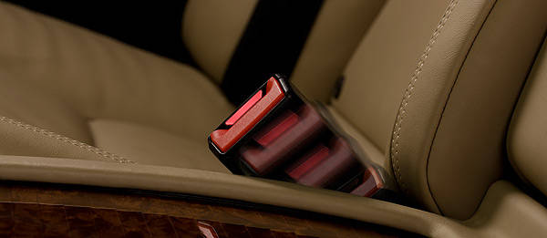 TopGear.com.ph Philippine Car News - Mercedes-Benz creates active seat belt buckle for rear passengers