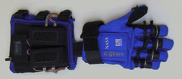 TopGear.com.ph Philippine Car News - GM, NASA developing robotic glove for astronauts, car workers 