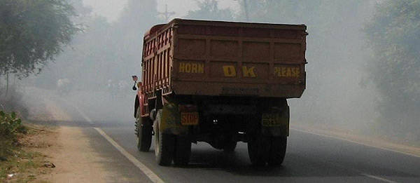 TopGear.com.ph Philippine Car News - Solon files bill requiring underride prevention guard for trucks