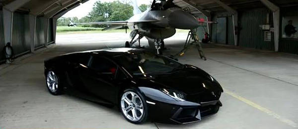 Ex-F1 driver races Lamborghini Aventador against F-16 fighter jet TopGear.com.ph Philippine Car News - Ex-F1 driver races Lamborghini Aventador against F-16 fighter jet