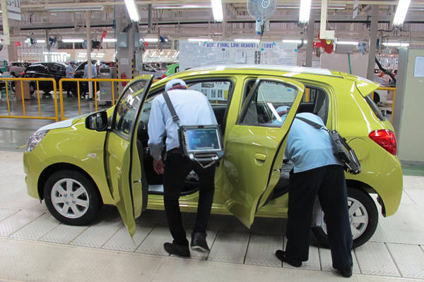 Mitsubishi Mirage factory