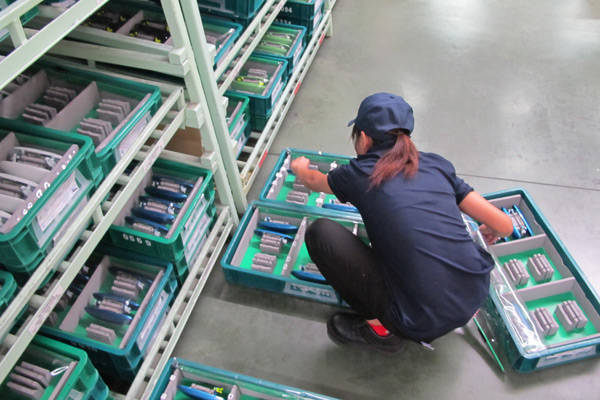 Mitsubishi Mirage factory