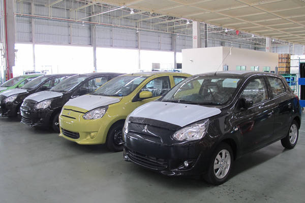 Mitsubishi Mirage factory