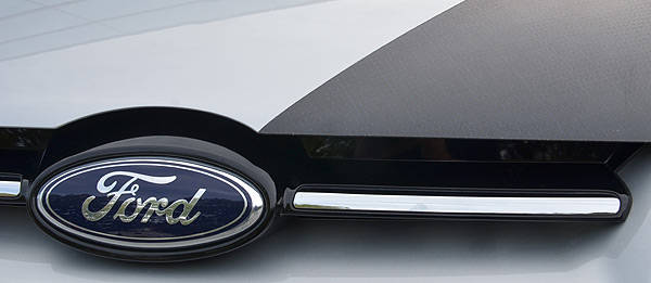 TopGear.com.ph Philippine Car News - Ford developing technology to mass-produce carbon-fiber panels