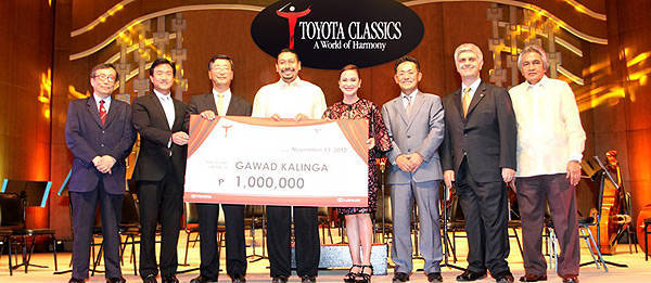 TopGear.com.ph Philippine Car News - Toyota gives P2 million to Gawad Kalinga