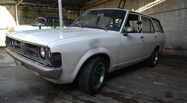 Banning 10 year old cars eyed as one solution to spur car indus TopGear.com.ph Philippine Car News - Banning 10 year old cars eyed as one solution to spur car indus