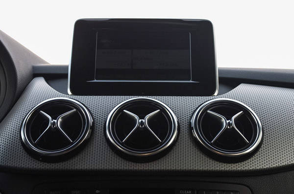 2013 Mercedes-Benz B-Class B200 Night Package