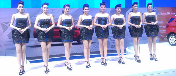 TopGear.com.ph Philippine Car News - The babes of the 2013 Bangkok Motor Show