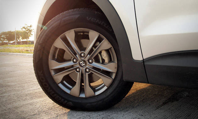 Review: Hyundai Santa Fe GLS R-eVGT 2WD